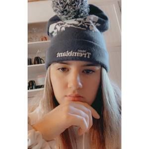 Meet your Posher, Paige